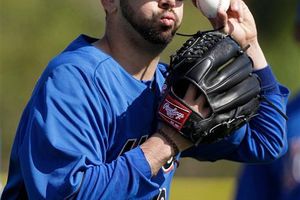 Mets decidirían hoy si mandan a Oliver Pérez al bullpen