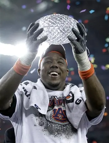 Auburn gana Campeonato de la NCAAF al vencer 22-19 a Oregon