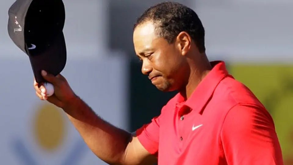 Tiger será multado por escupir durante el Clásico del Desierto de Dubai