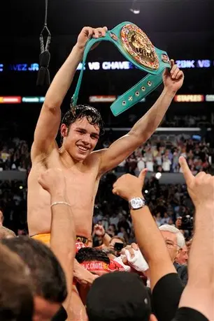JC Chávez Jr, nuevo Campeón Mundial Medio del CMB
