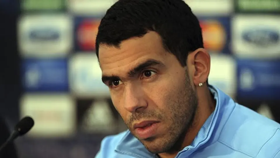 Carlos Tévez se queda sin licencia para conducir