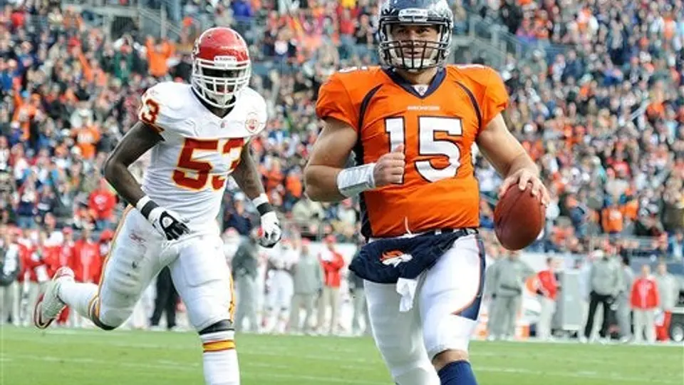 Orton luce con cuatro TD; Broncos apalea 49-29 a Jefes