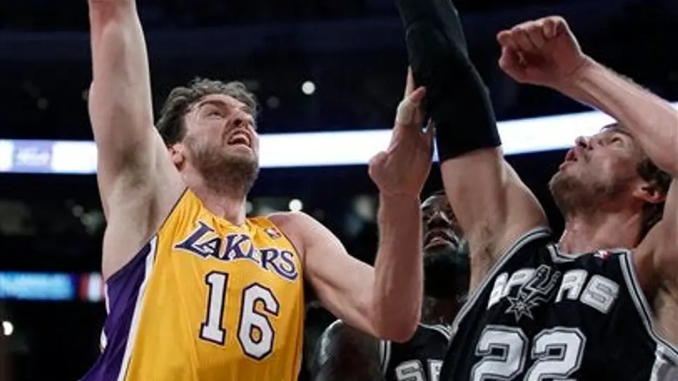 Lakers y Spurs comienzan su serie de Playoffs