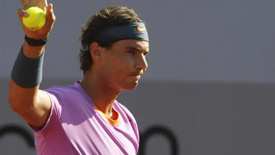 Nadal consigue victoria contundente