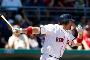 Buena actuación de Adrián González en juego Triple-A