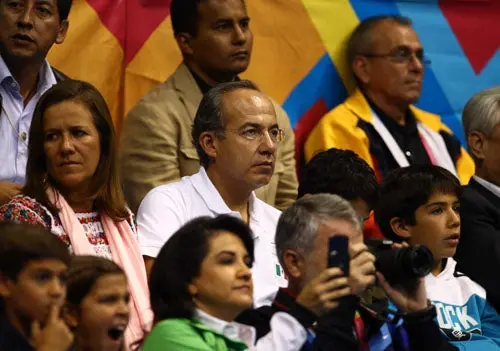 Calderón asiste a prueba de taekwondo