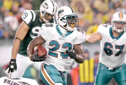 Filadelfia cierra la contratación de Ronnie Brown