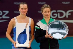 Kvitova doblega a Clijsters en la Final de París