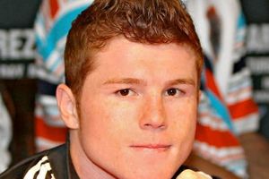 Canelo Álvarez podría pelear en el estadio de los Vaqueros