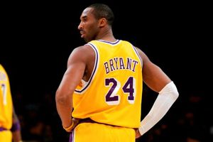 Kobe Bryant negociará con el Besiktas turco