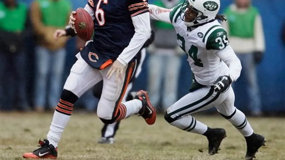 Cutler y Forte guian victoria de Osos 38-34 sobre Jets