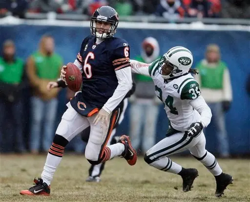 Cutler y Forte guian victoria de Osos 38-34 sobre Jets