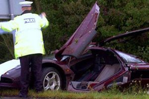 Aseguradora paga cifra récord por la reparación del McLaren de Rowan Atkinson