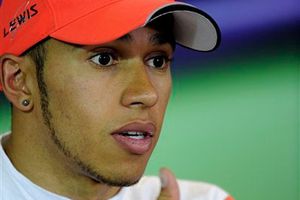 A Hamilton le sorprendió su buen arranque en el Mundial