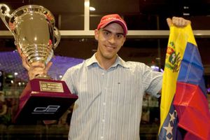 Pastor Maldonado es confirmado como piloto de Williams