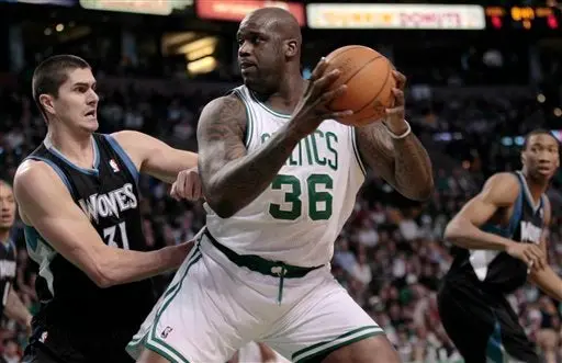 Celtics sufre y vence 96-93 a Minnesota
