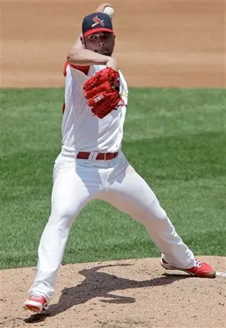 Jaime García domina a Arizona y llega a nueve victorias