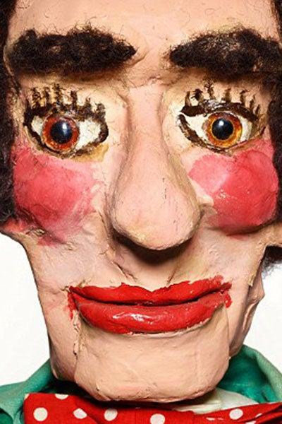 Todos los maniquíes parecen tener su propia personalidad expresada en maquillaje, vestuario, etc. | ESPECIAL