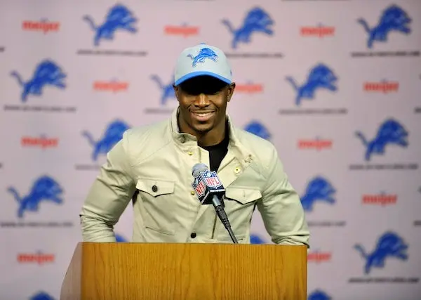 Reggie Bush jugará con Leones de Detroit