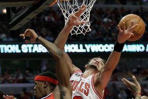 Chicago empata la serie al vencer 86-72 a Atlanta