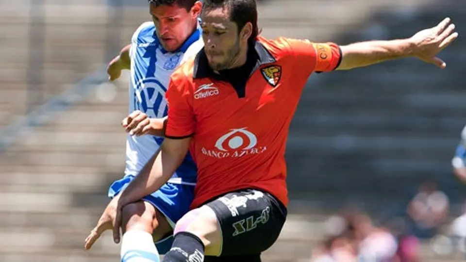 Jaguares consigue primer triunfo ante Puebla