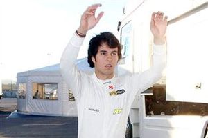 Checo Pérez correrá en Montmeló la próxima semana