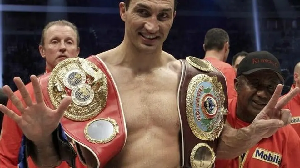 Klitschko defenderá sus cuatro títulos ante Pianeta