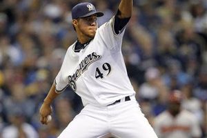 Yovani brilla en la victoria de Milwaukee 4-1 sobre Arizona
