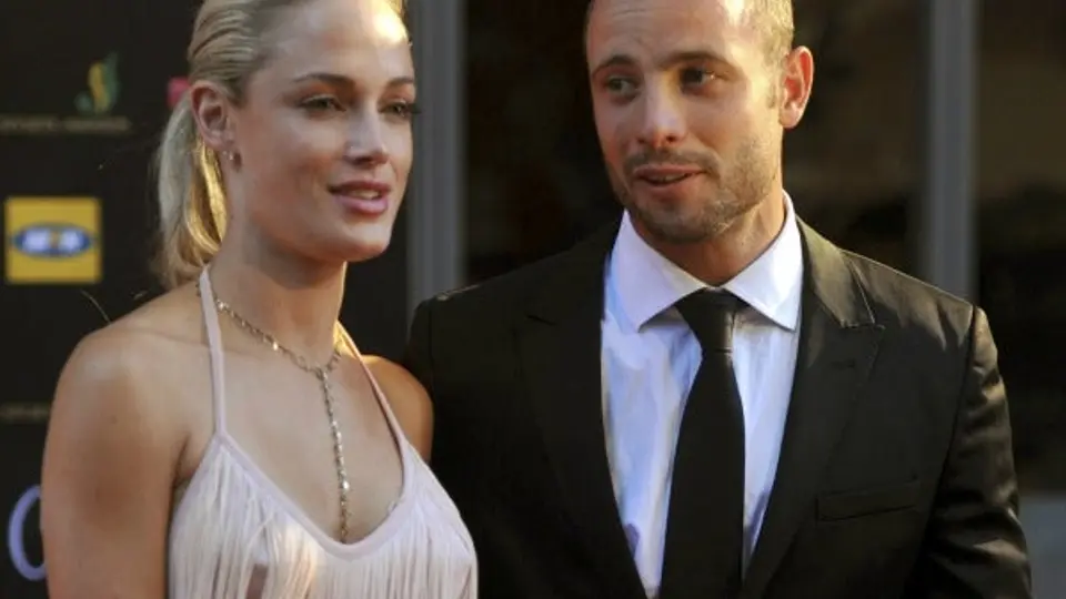 Pistorius realizará servicio fúnebre a su novia