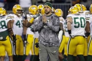 Aaron Rodgers vuelve a los entrenamientos con Green Bay