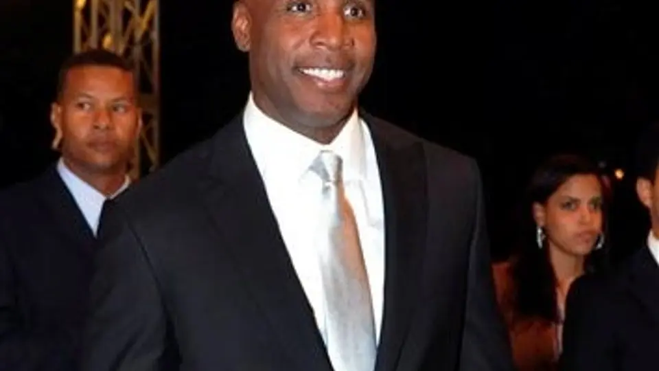 Bonds planea regreso como coach de bateo en Gigantes