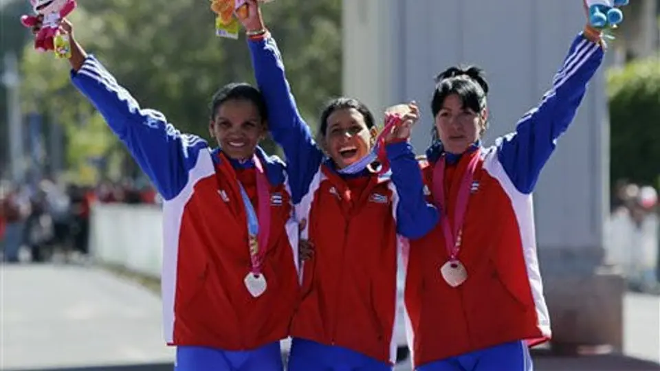 Cuba hace el 1-2-3 en Ciclismo de Ruta Femenil