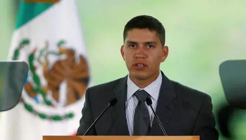 Serrano, orgulloso por ser el abanderado