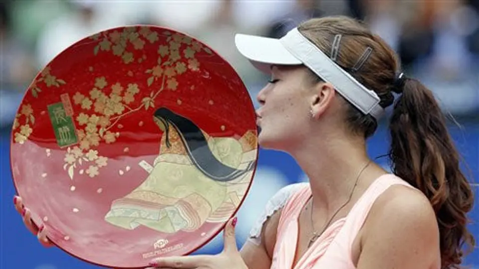 Radwanska se corona en el torneo de Tokio