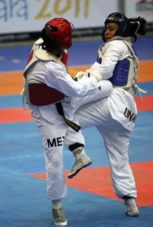 México apuesta por juventud para taekwondo en JP