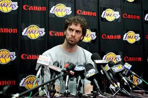 Gasol niega baja de juego por problemas sentimentales