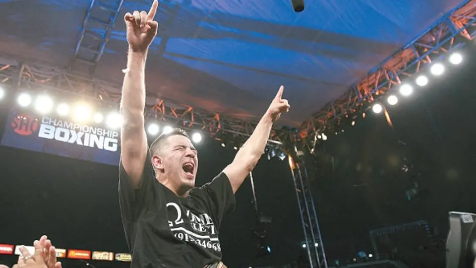 Brandon Ríos liquidó espectacularmente a Antillón