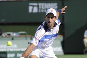 Djokovic despacha a Troicki y ya está en Cuartos