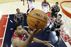 Ayón y Bucks pierden ante Wizards 106-93