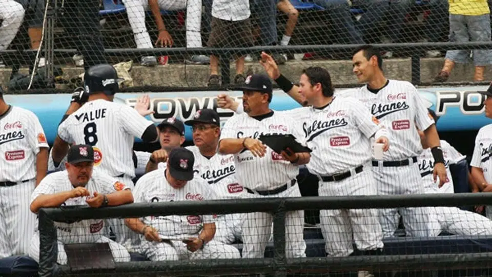 Se desquitan los Sultanes en el Palacio