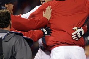 González le da la victoria a Boston 8-7 sobre Baltimore