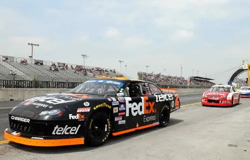 El capitalino ganó la primera etapa de la Nascar