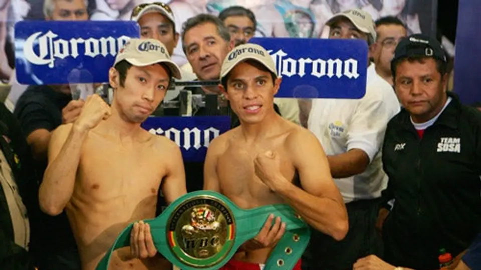 Están parejos Sosa y Okubo en la báscula