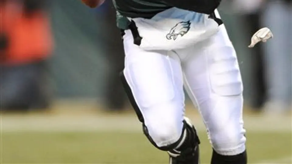 Michael Vick acuerda contrato de 100 mdd con Filadelfia