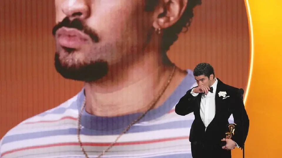Bad Bunny no pudo evitar llorar al recibir este prestigioso reconocimiento/AP