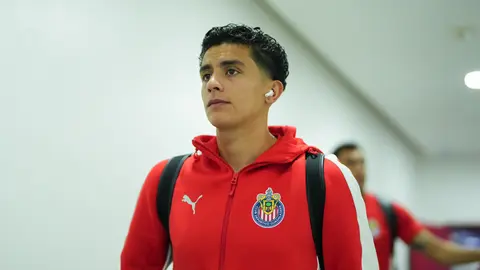 Richard Ledezma en las instalaciones de Chivas l IMAGO7