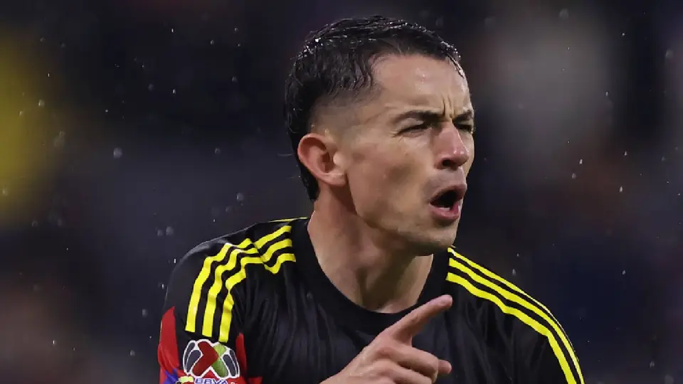Fidalgo en partido del América l IMAGO7