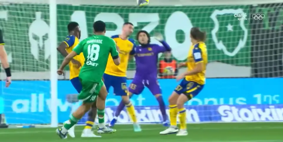 Memo Ochoa fue fundamental para la victoria | Captura de YouTube