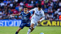 Querétaro y Pachuca empatan sin anotaciones en un duelo con dos expulsados