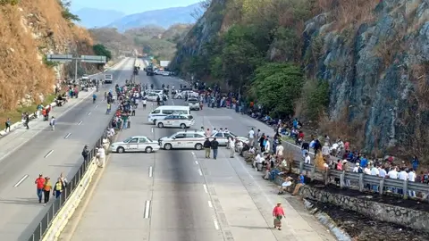 La manifestación comenzó desde las 8:00 AM de este lunes/X: @Vicente_Galvez